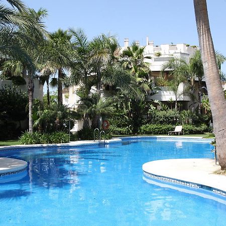 Fuente Aloha Lejlighed Marbella Eksteriør billede